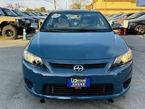 2011 Scion tC Base