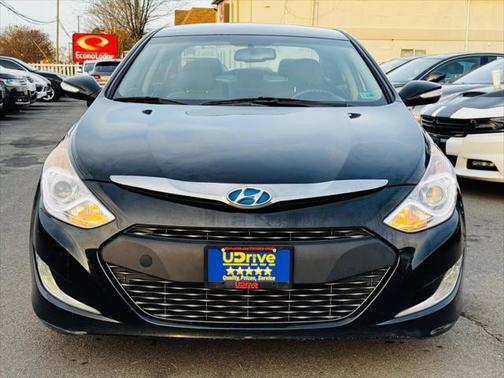 2014 Hyundai SONATA Hybrid Base