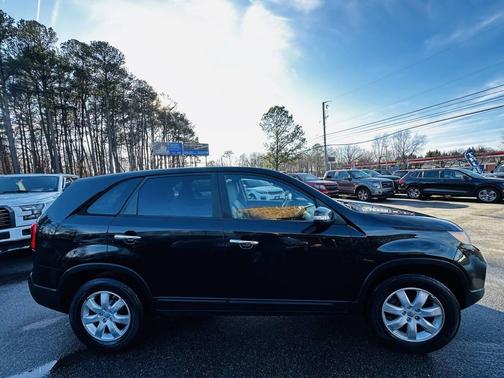 2012 Kia Sorento LX