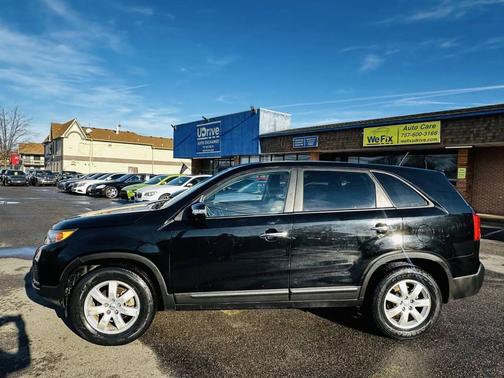 2012 Kia Sorento LX