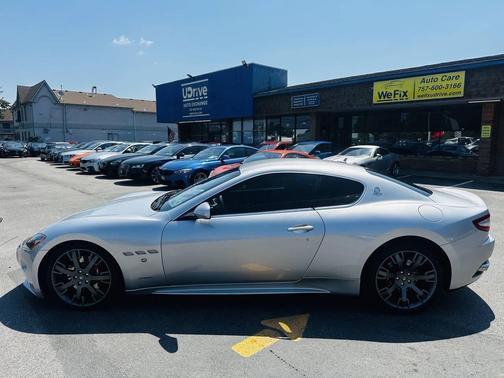2012 Maserati GranTurismo S Auto
