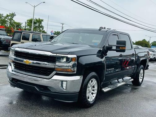 Black 2018 Chevrolet Silverado 1500 1LT