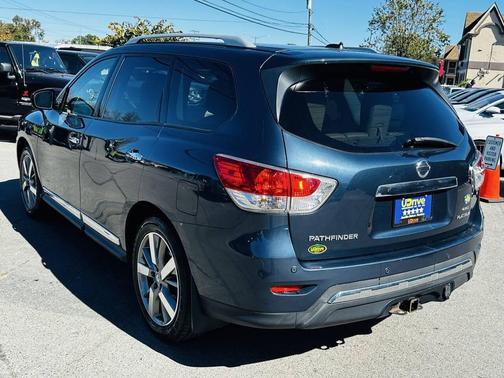 2014 Nissan Pathfinder Platinum