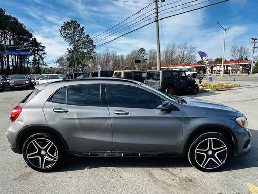 2017 Mercedes-Benz GLA 250 Base