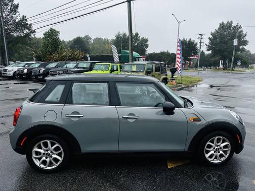 2015 MINI Hardtop Cooper