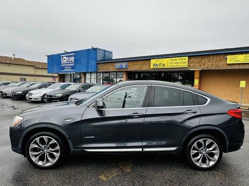 Black 2015 BMW X4 xDrive28i