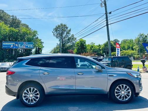 Quicksilver Metallic 2018 Buick Enclave Essence