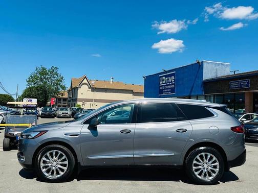 Quicksilver Metallic 2018 Buick Enclave Essence