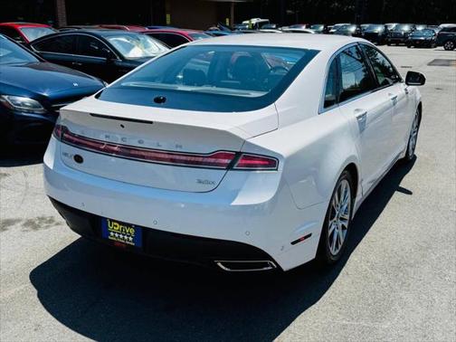 2013 Lincoln MKZ Hybrid Base