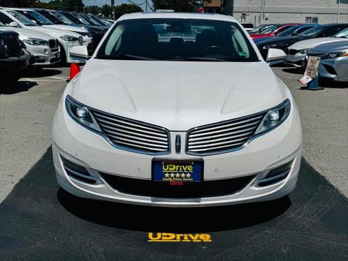 2013 Lincoln MKZ Hybrid Base