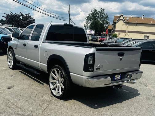 Bright Silver Metallic Clearcoat 2008 Dodge Ram 1500 SLT Quad Cab