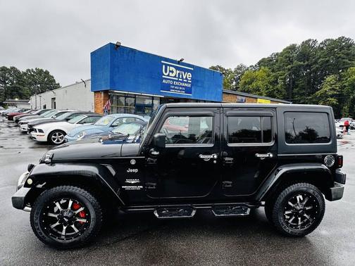 2011 Jeep Wrangler Unlimited Sahara