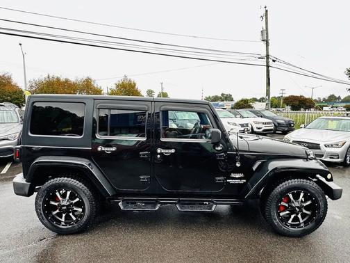 2011 Jeep Wrangler Unlimited Sahara