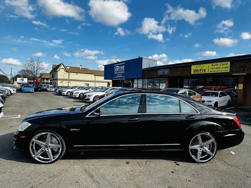 2009 Mercedes-Benz S-Class S 63 AMG 4dr Sedan