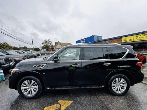 2017 INFINITI QX80 Base