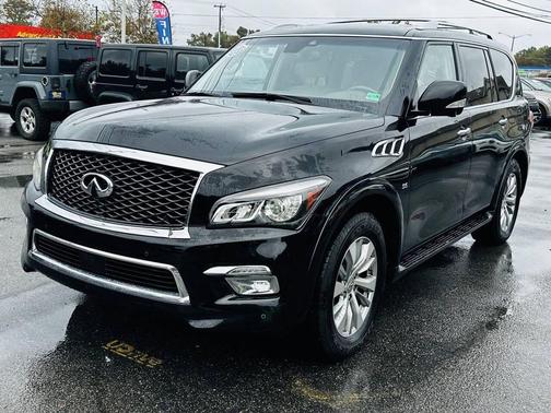 2017 INFINITI QX80 Base