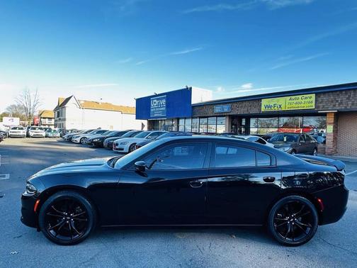 2018 Dodge Charger SXT