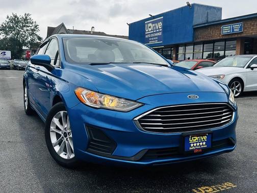 2020 Ford Fusion SE
