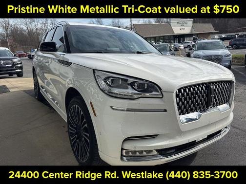 PRISTINE WHITE MET 3C 2023 Lincoln Aviator BLACK LABEL