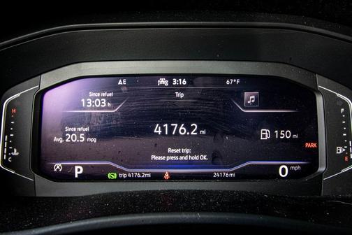 2022 Volkswagen Atlas 2.0T SE w/Technology