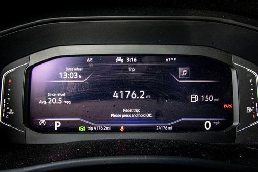 2022 Volkswagen Atlas 2.0T SE w/Technology