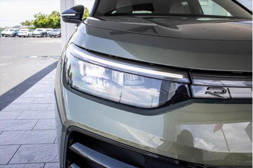 2025 Volkswagen Tiguan 2.0T SE R-Line Black 4MOTION