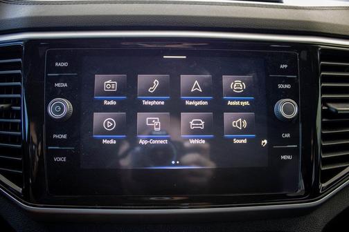 2022 Volkswagen Atlas Cross Sport 2.0T SE w/Technology