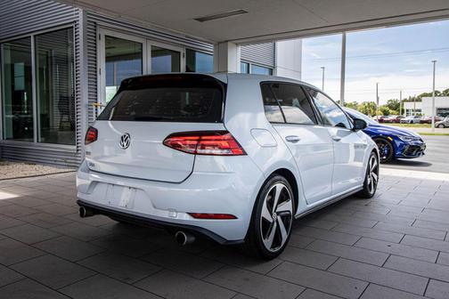 White Silver Metallic 2019 Volkswagen Golf GTI 2.0T S 4-Door