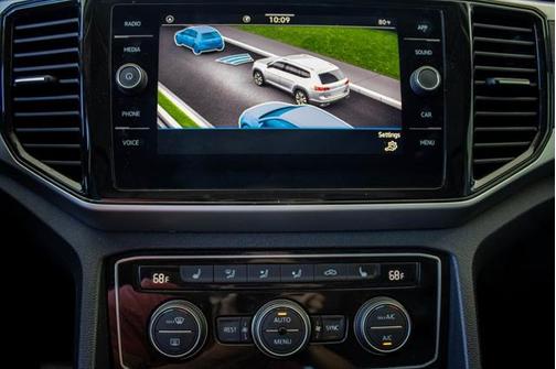 2022 Volkswagen Atlas 3.6L SE w/Technology