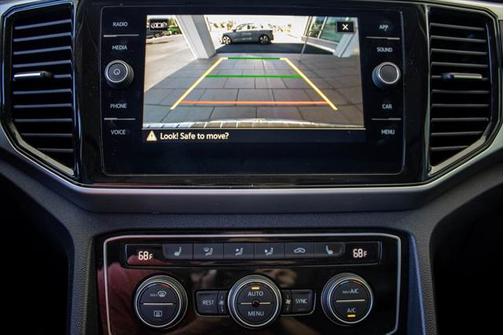 2022 Volkswagen Atlas 3.6L SE w/Technology