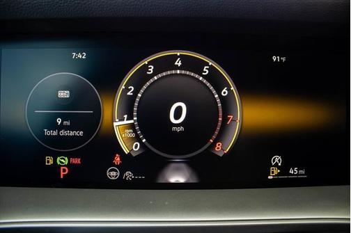 2025 Volkswagen Tiguan 2.0T SE