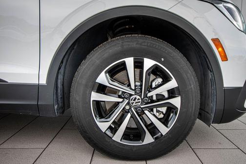 Pure White 2023 Volkswagen Tiguan 2.0T S
