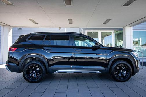 2026 Volkswagen Atlas Peak Edition