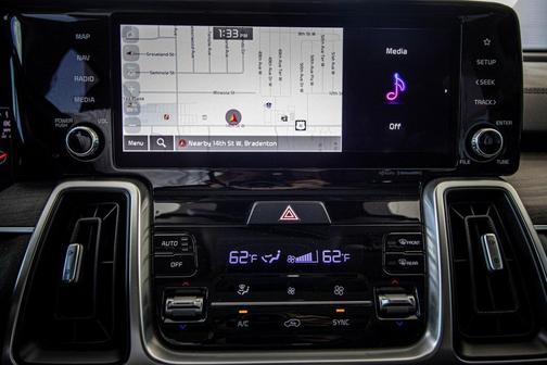 2023 Kia Sorento S