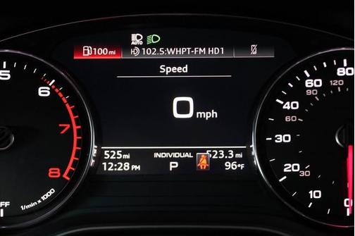 Mythos Black Metallic 2023 Audi Q5 45 S line Premium