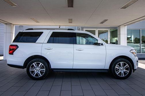 OXFORD WHITE 2024 Ford Expedition Limited
