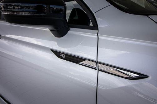 Opal White Pearl 2023 Volkswagen Tiguan 2.0T SE R-Line Black