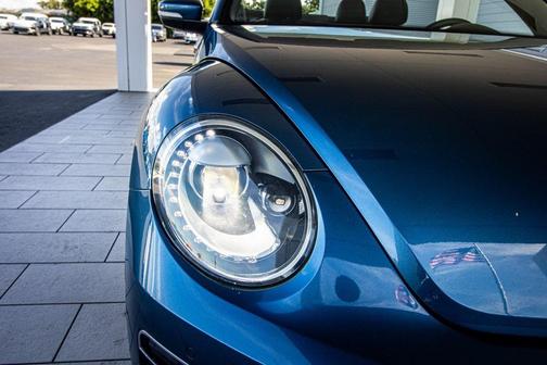 2019 Volkswagen Beetle 2.0T SE