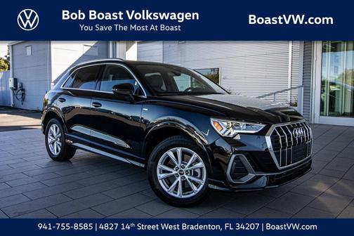 2023 Audi Q3 45 S line Premium Plus