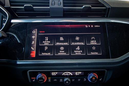 2023 Audi Q3 45 S line Premium Plus