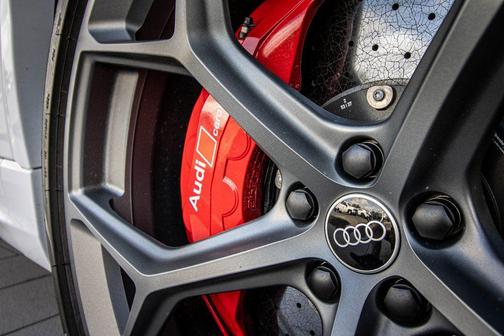 2025 Audi RS Q8 4.0T