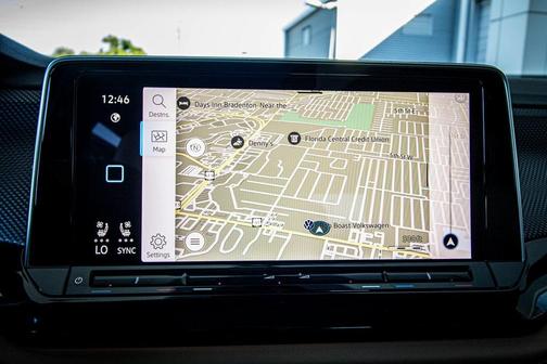 2026 Volkswagen Atlas Cross Sport 2.0T SEL