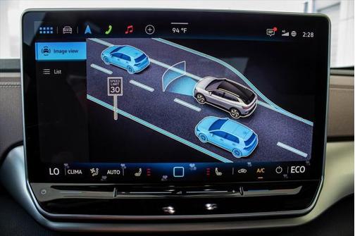 2025 Volkswagen ID.4 Pro