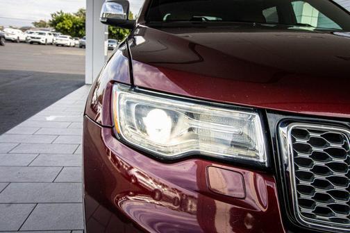 2017 Jeep Grand Cherokee Summit