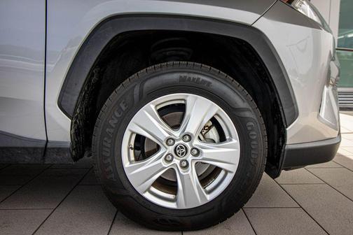 Silver Sky Metallic 2019 Toyota RAV4 Hybrid XLE
