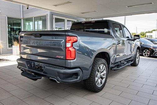 Shadow Gray Metallic 2021 Chevrolet Silverado 1500 RST
