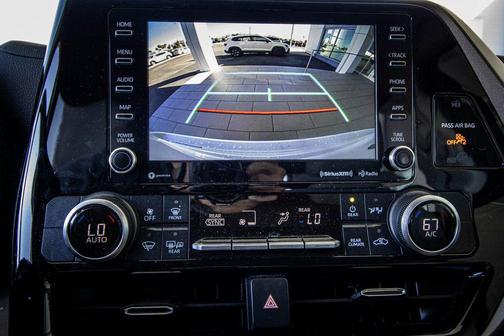 2022 Toyota Highlander Hybrid LE