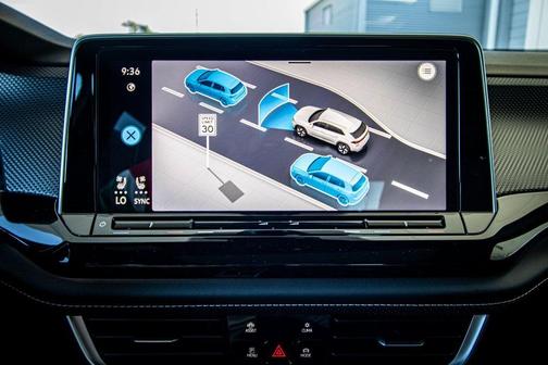 2026 Volkswagen Atlas Cross Sport 2.0T SEL Premium