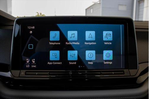 2025 Volkswagen Atlas Cross Sport 2.0T SEL Premium