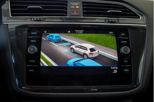 2023 Volkswagen Tiguan 2.0T SE